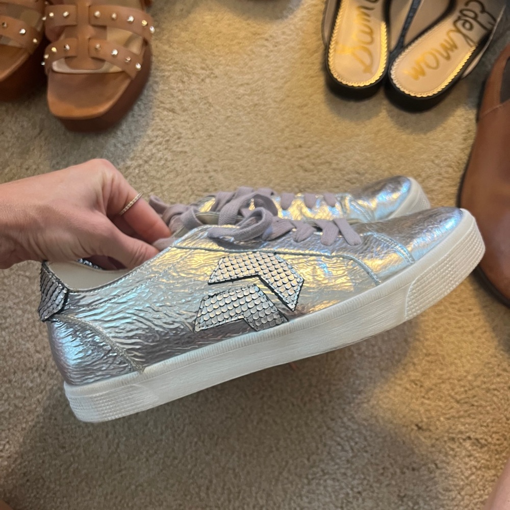 Dolce vita metallic tennis shoes